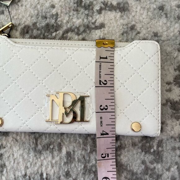 Badgley Mischka white slim quilted vegan long cards wallet NWT - Picture 12 of 13